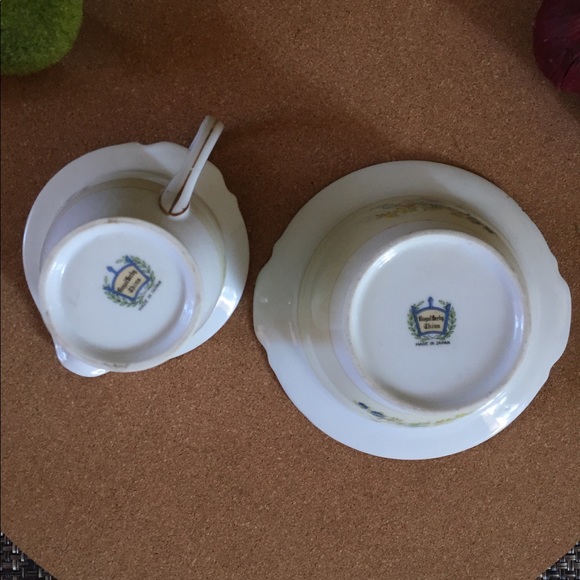 Vintage Royal Derby China Creamer and Sugar - Picture 6 of 7